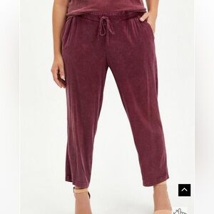 Torrid Challis Relaxed Taper Stretch Hi Rise Trousers burgundy